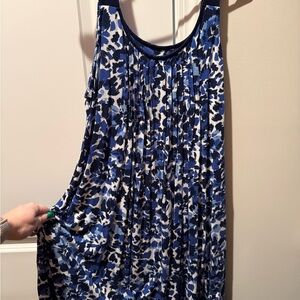 Simply Vera Vera Wang Blue and White Floral Dress